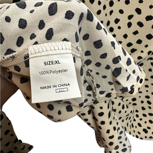 Flowy Dalmatian-Print Top with Ruffle Mock-Neck and Sleeves, Cream & Black - Picture 6 of 8